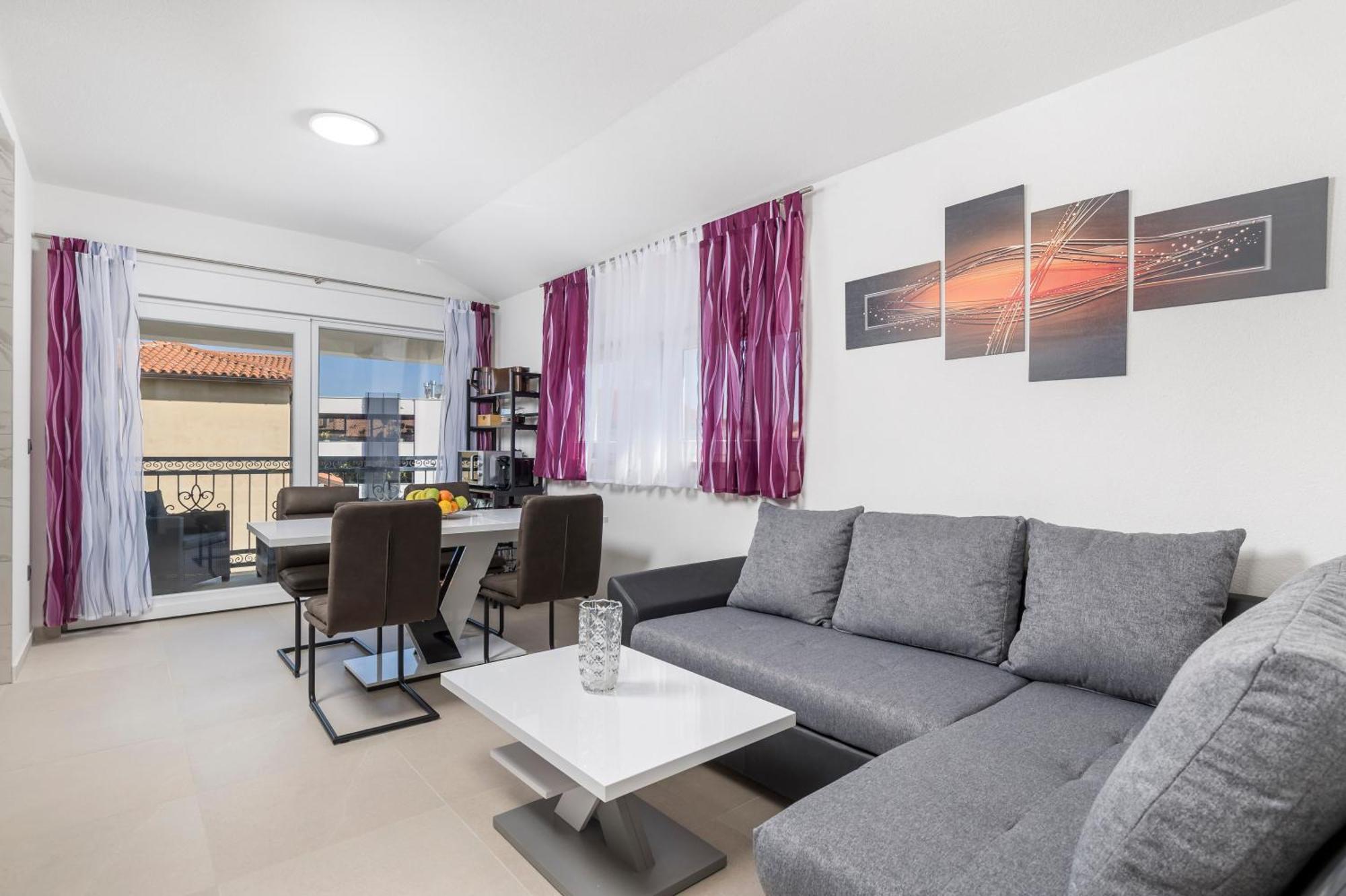 Adults Only Samantha By Irundo Apartman