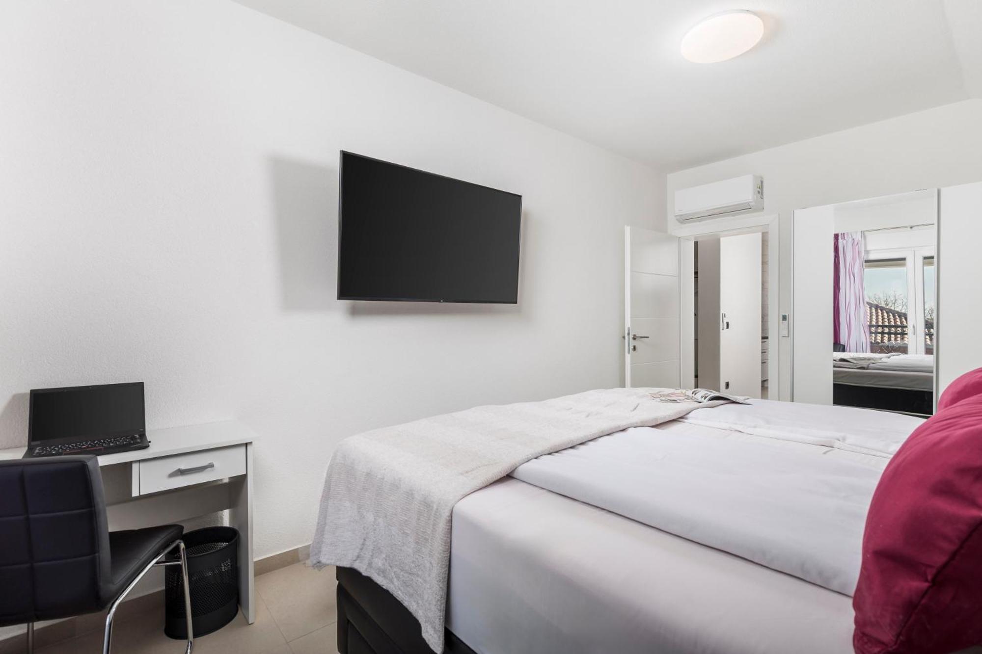 Adults Only Samantha By Irundo Apartman Rovinj